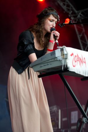 Joana and the Wolf @ Guilfest Music Festival