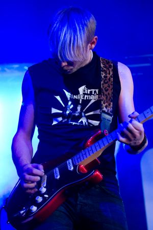 Dirty Fingernails perform at the At the Edge of the Sea one-day festival hosted by The Wedding Present